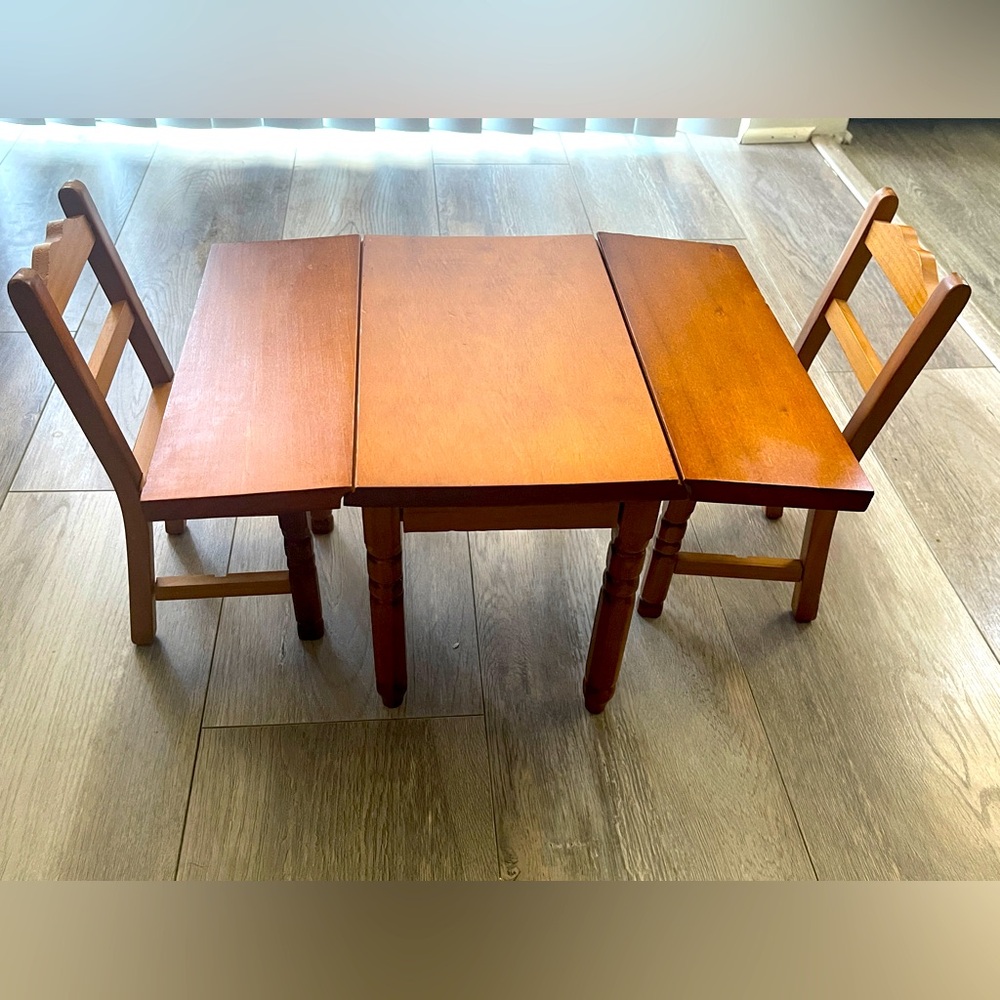 Rare American Girl Doll Molly Table & Chairs - Picture 3 of 5